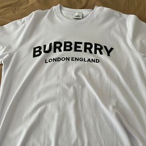 Burberry T Shirt
